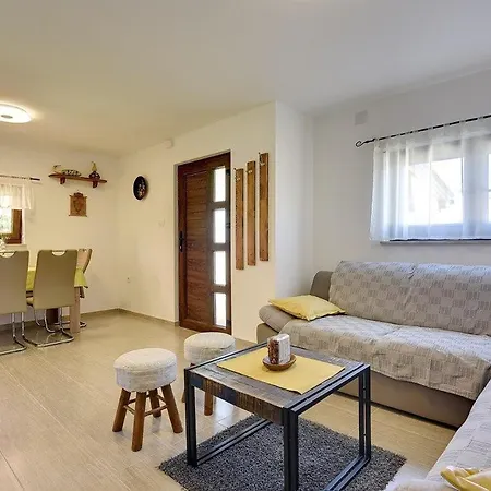 Vakantiehuis House Sandi