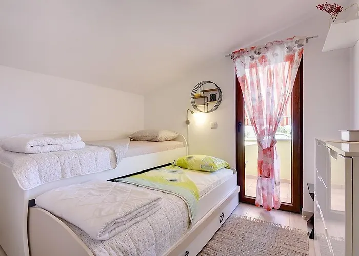 Holiday home House Sandi *