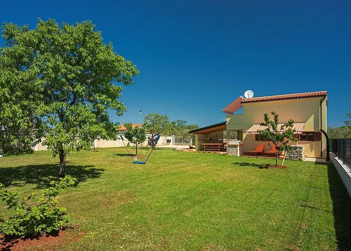 Holiday home House Sandi *