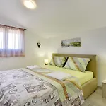 House Sandi Holiday home Pula